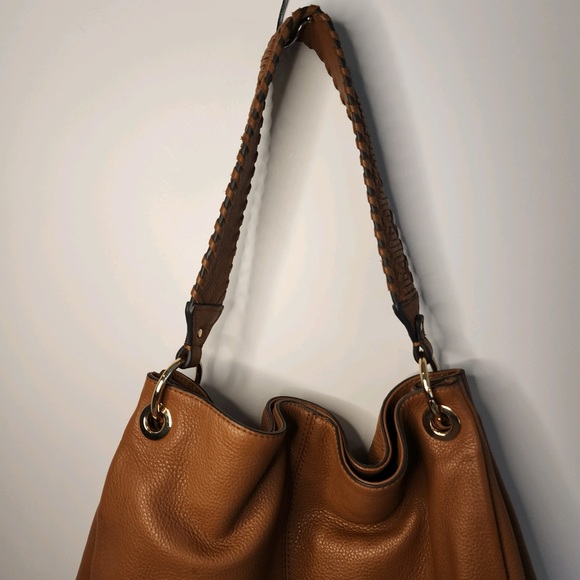 Vince Camuto Soft Genuine Pebbled Leather Large Hobo/Shoulder Bag - Picture 10 of 15